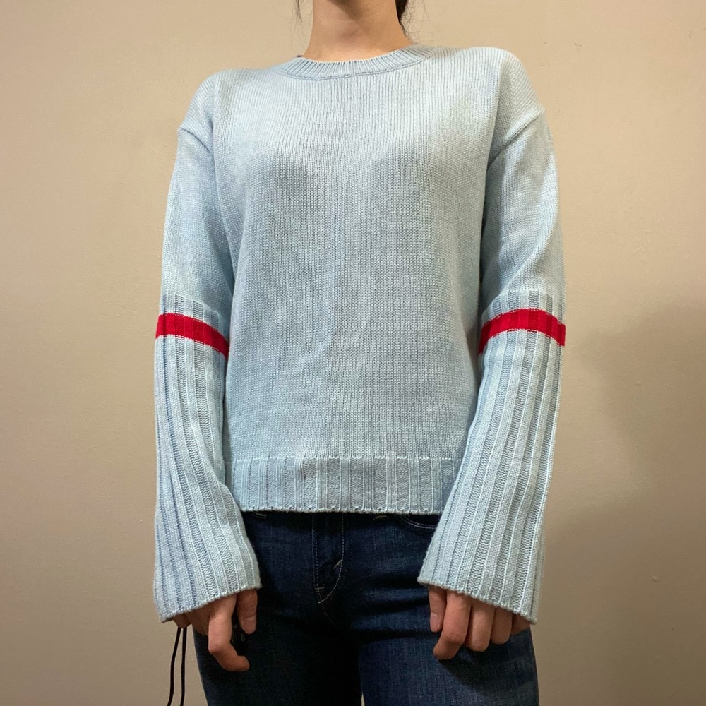Baby blue sweater top pullover ribbed arm accent
